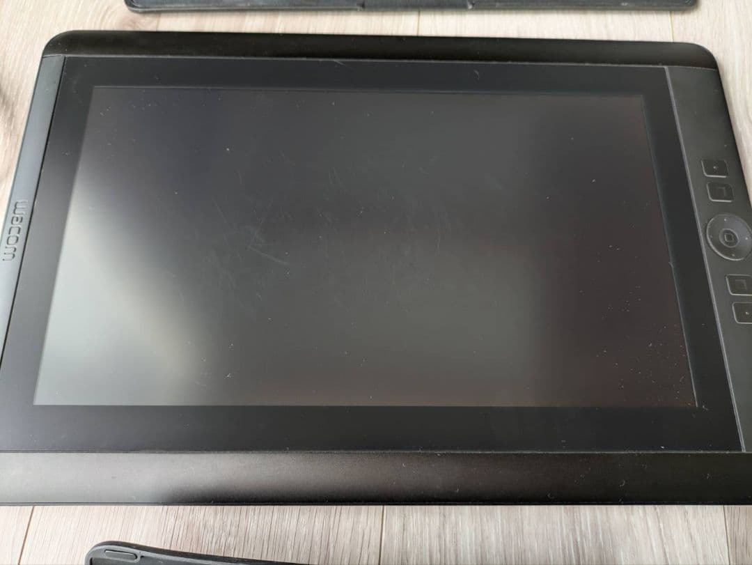 【動作確認済】ワコム 液タブ Cintiq 13HD DTK-1301/K0