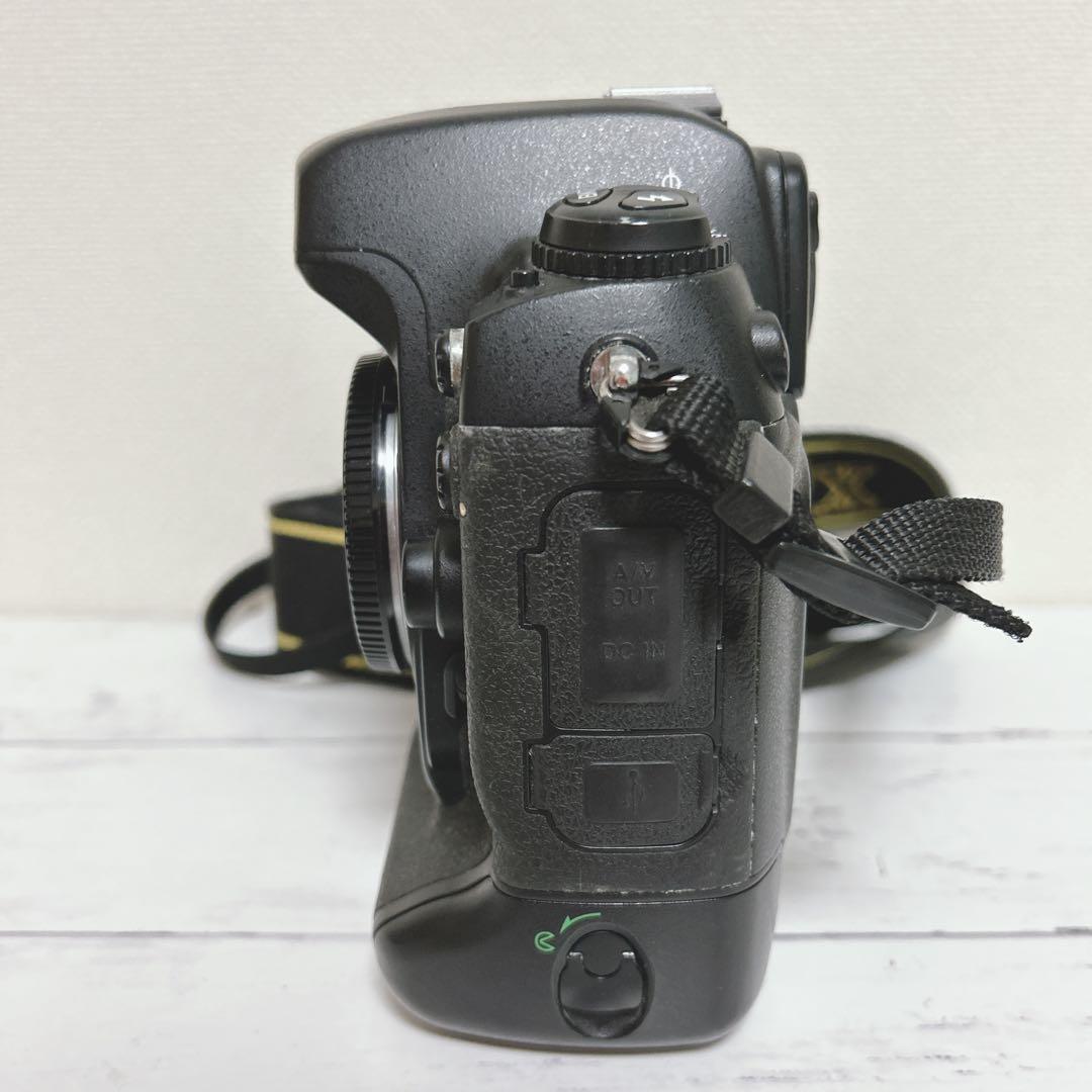 【ジャンク】　NIKON D2X 動作未確認　パーツ取り