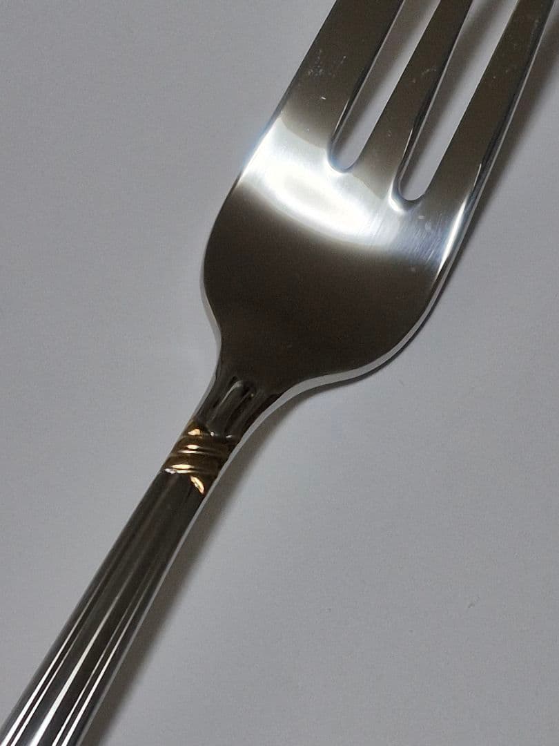 LUCKYWOOD ステンレス カトラリーセット 20pc　バスケット付き