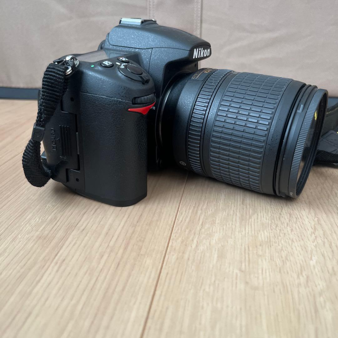 Nikon D7000 デジタル一眼レフカメラ