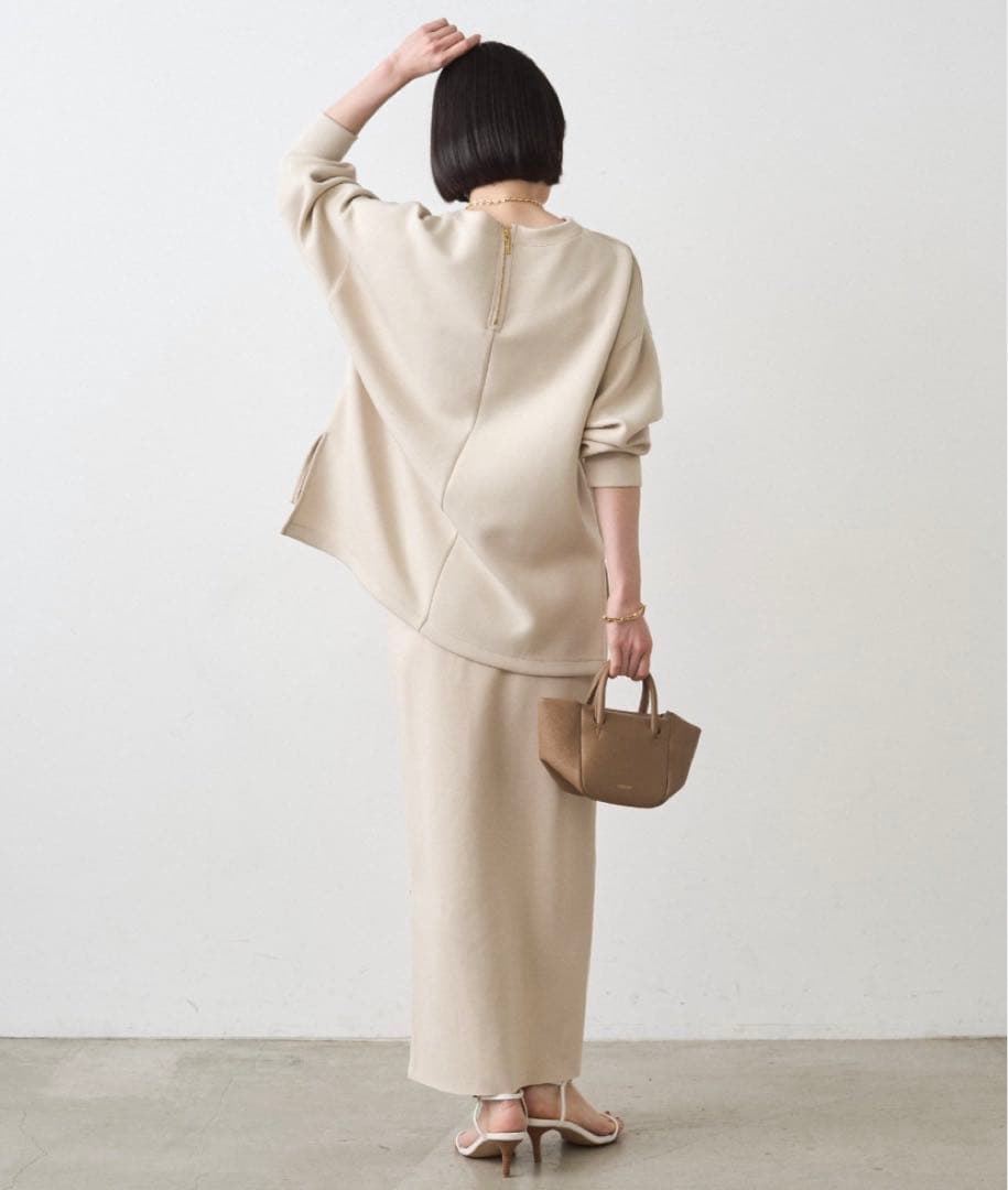 【タグ付き新品】Loungedress ポンチプルオーバー