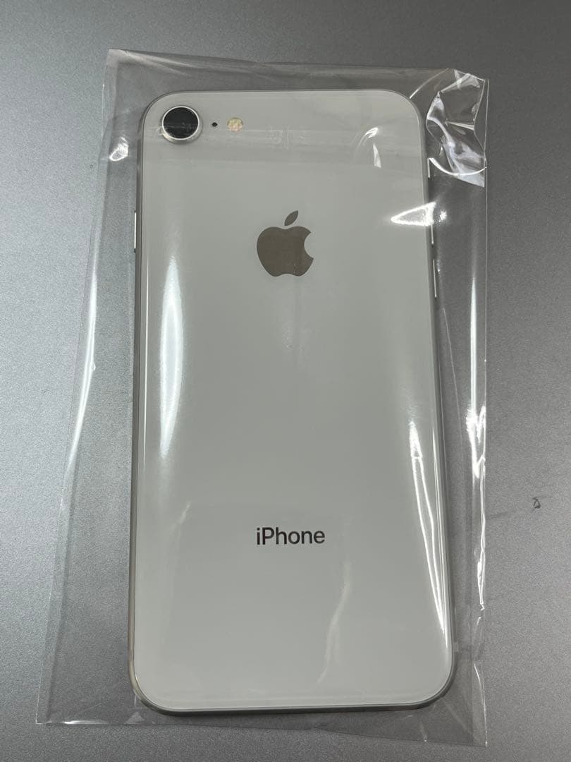 お*り様 Apple iPhone 8 (MQ792J/A) 64G SIMロッ