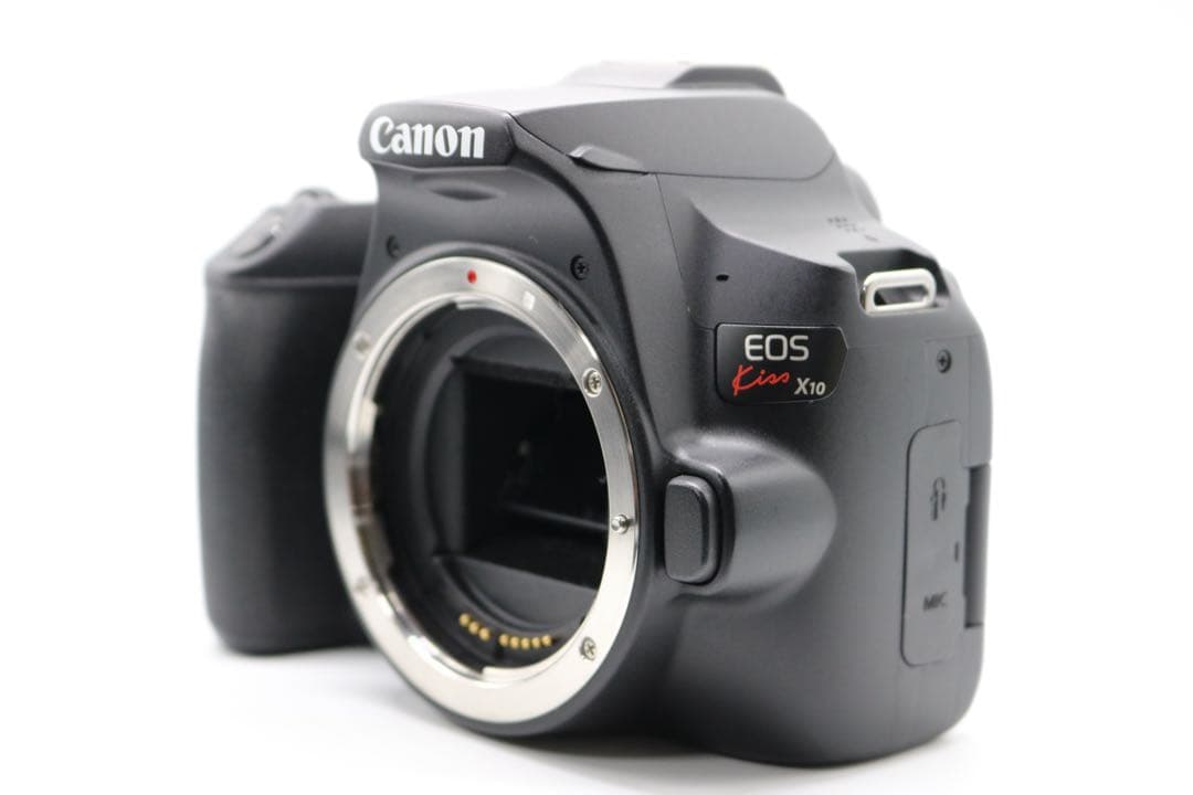 超美品 【Canon EOS Kiss X10 トリプルレンズセット】 安心保証