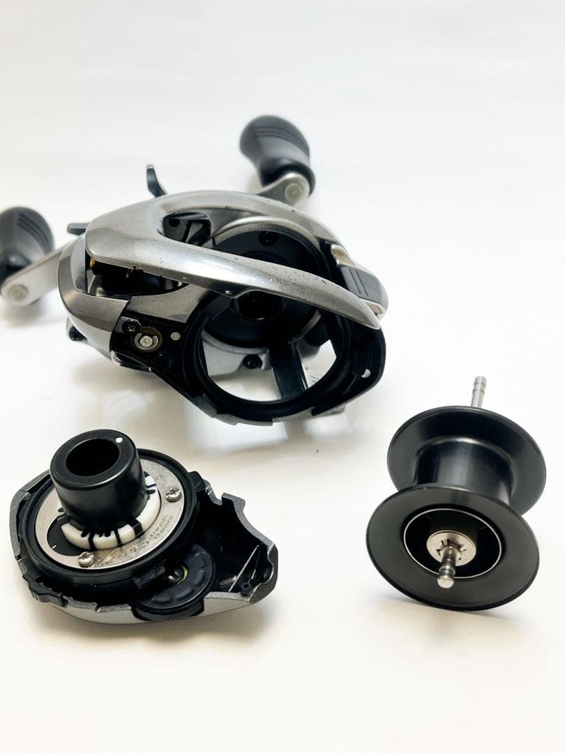 Shimano 15メタニウムDC 右ハンドル 後期型