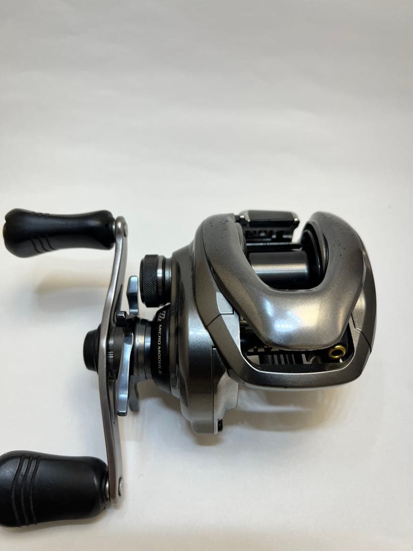 Shimano 15メタニウムDC 右ハンドル 後期型