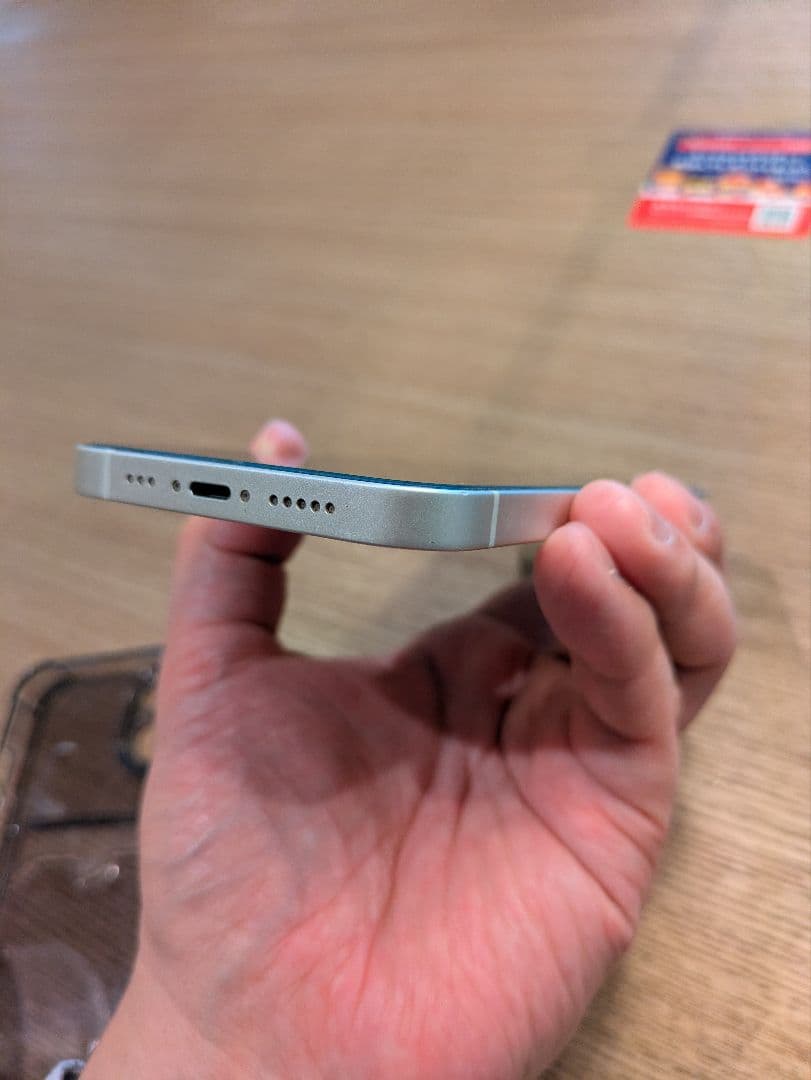 Apple iPhone 14 ホワイト 本体 128GB 箱付き！