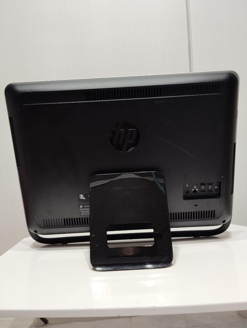 HP Pavilion23 一体型PC i3 8GB SSD128 office