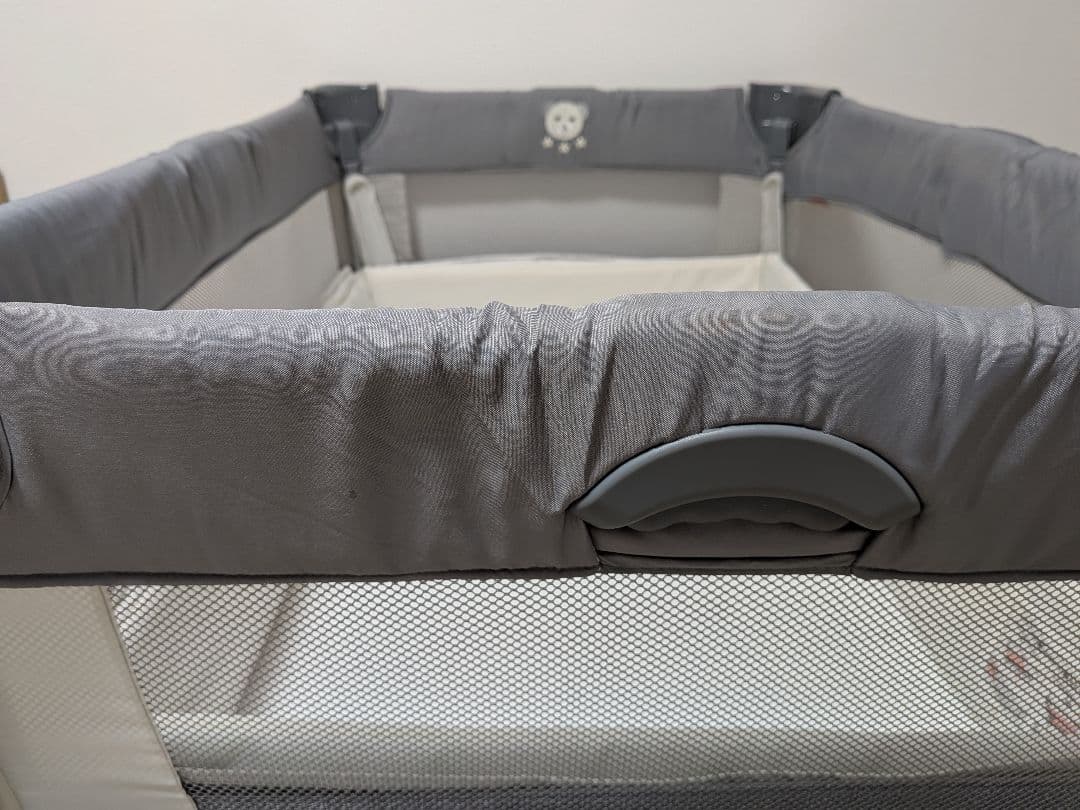 アップリカ　Aprica　ココネルエアーAB　グレーベアー　ベビーベッド