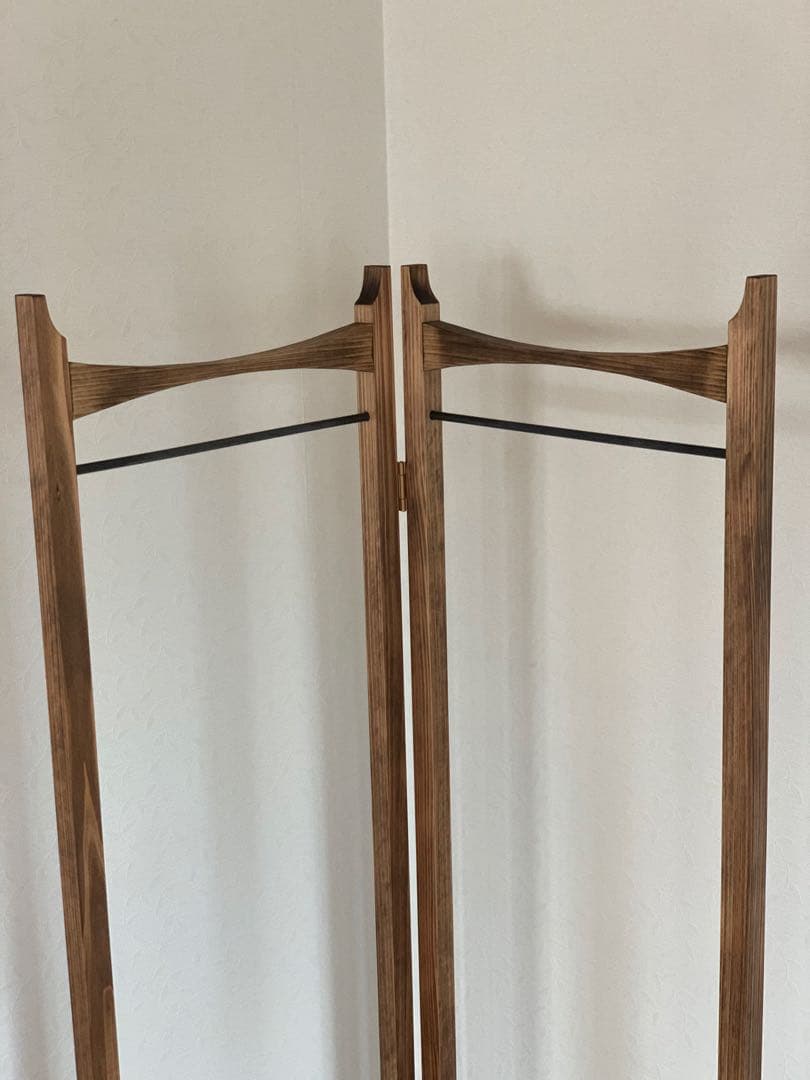 【無垢ひのき材】木とアイアンのスタイルハンガーラック　ミッドセンチュリー風