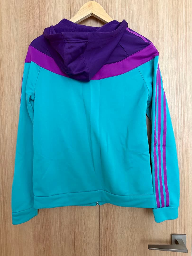 Adidas トラックスーツ