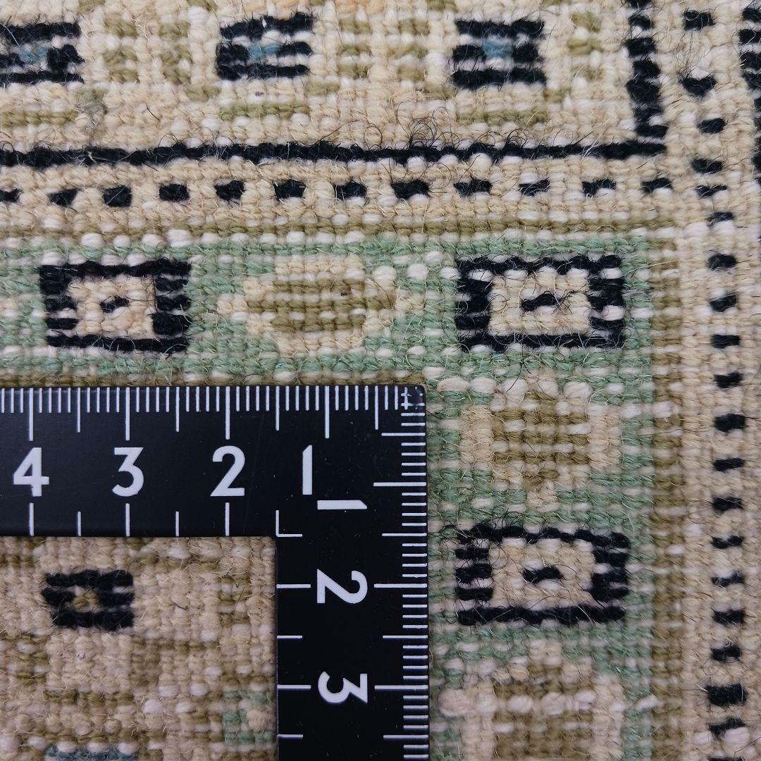 専用 Y2208 パキスタン絨毯 ウール×コットン 手織り 139×89㎝