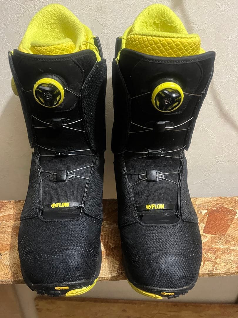 超軽量！最高級モデル！FLOW hylite ダブルボア　ビブラム 26.5cm