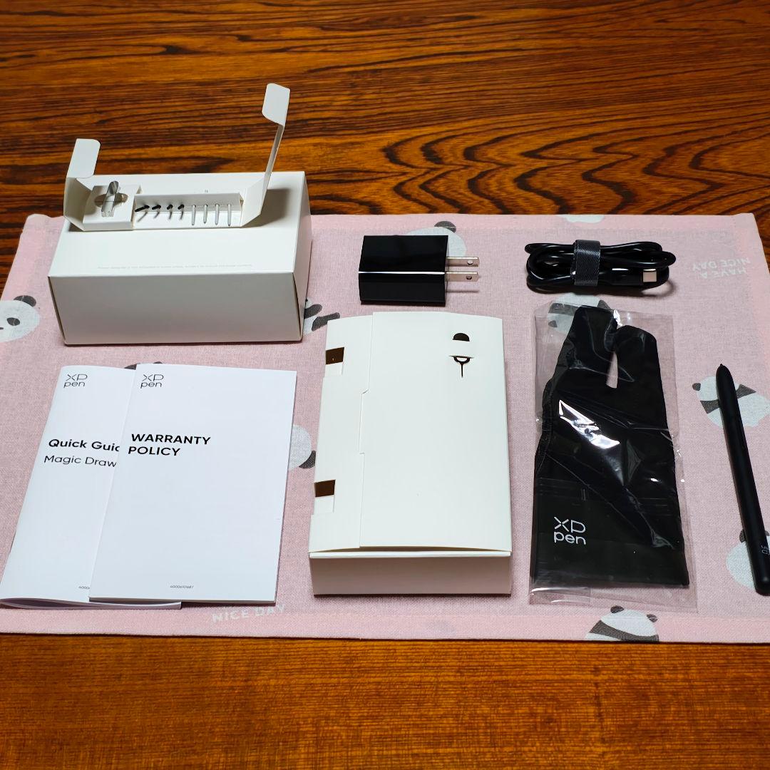 XPPEN magic drawing pad ＆ 折りたたみタブレット台