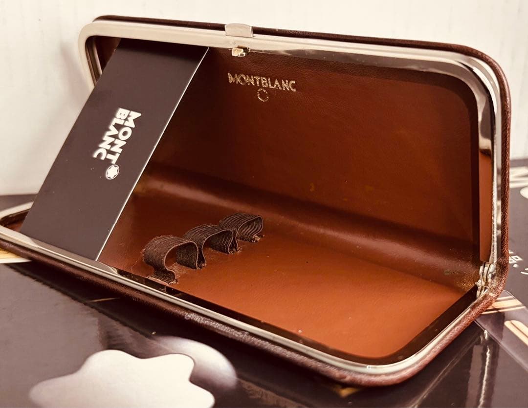 ⭐️レアで貴重❗️かなり稀少なヴィンテージCLASSICペンポーチ3本差⭐️モンブラン