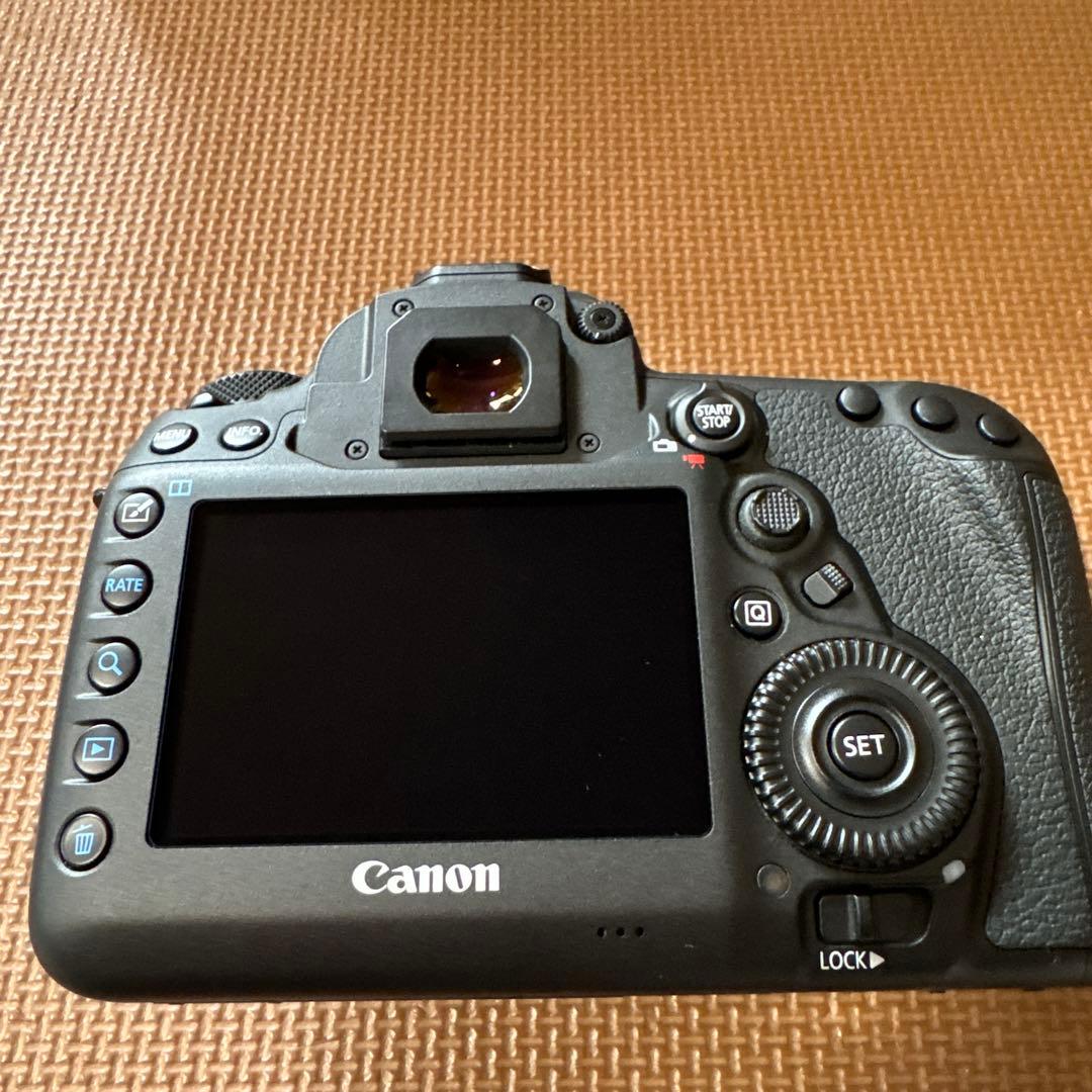 極美品　Canon EOS 5D MarkⅣ 単焦点レンズセット　EF 50mm