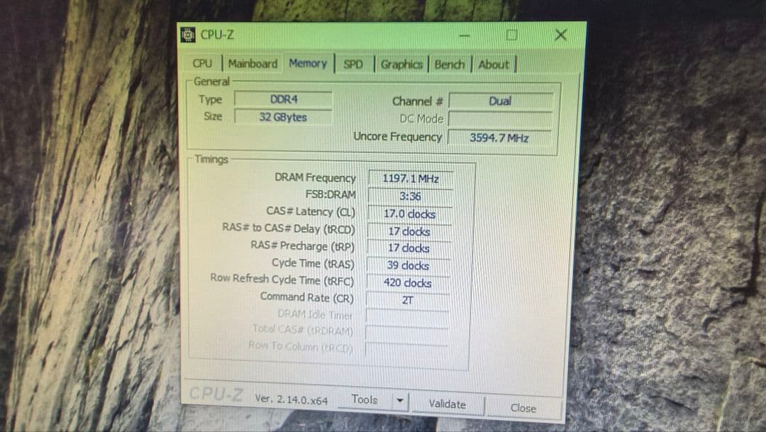 DDR4 8GBx4枚 32GB pc4-2400 動作確認済み ③