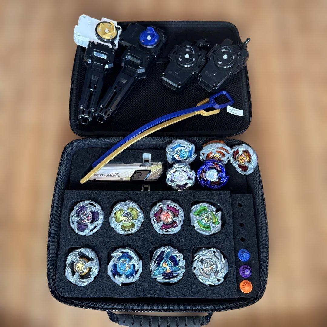 BAYBLADE X まとめ売り13個他、ケース、公式スタジアムつき