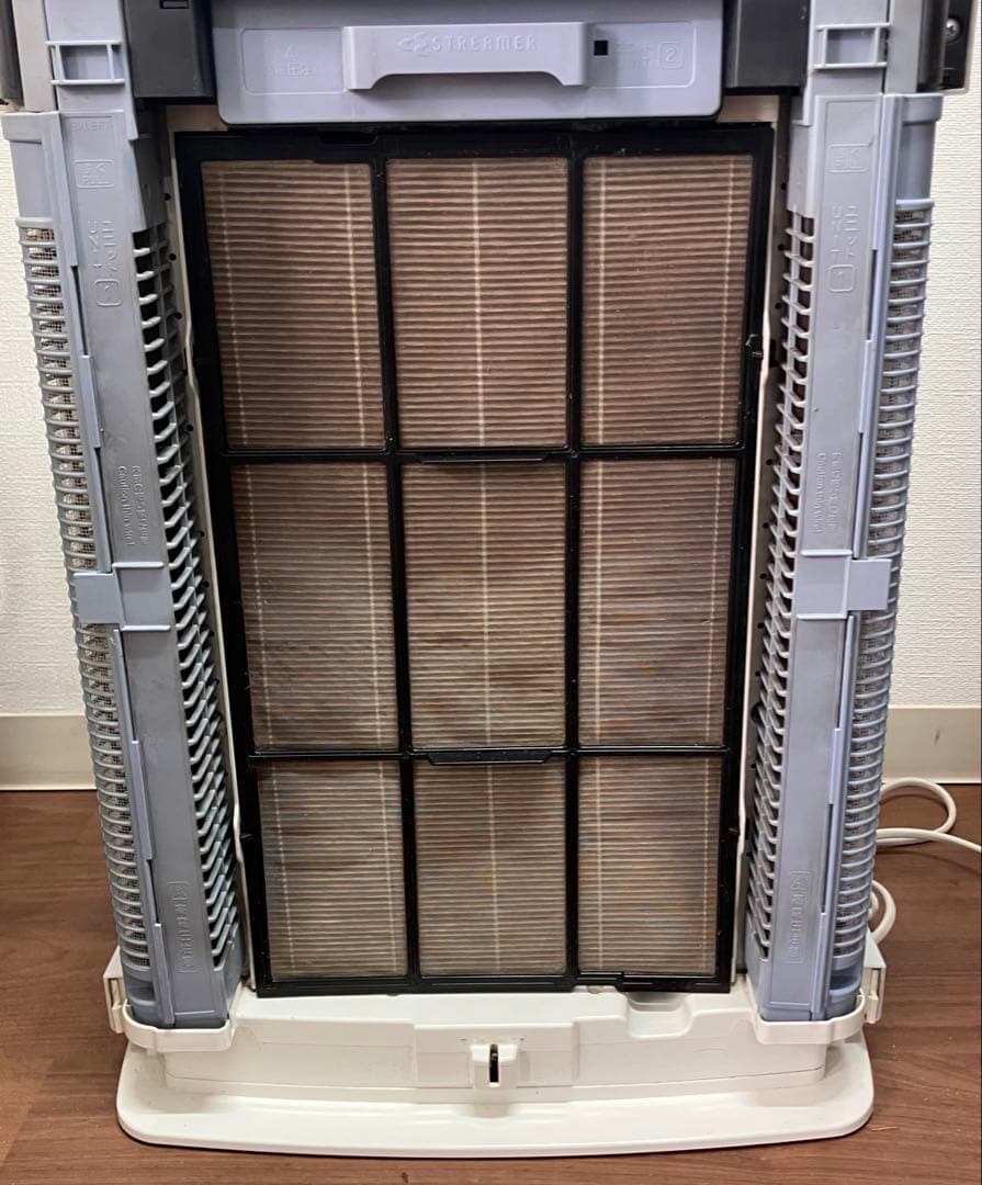 【DAIKIN/ダイキン】空気清浄機　ACK70N-W 加湿機能付 2013年製