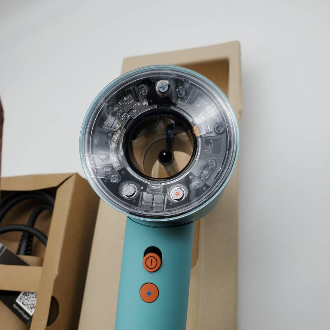 【新品】 ダイソン Supersonic Nural Shine ヘアドライヤー