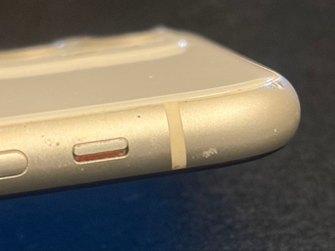 Apple iPhone 11 ホワイト　128GB