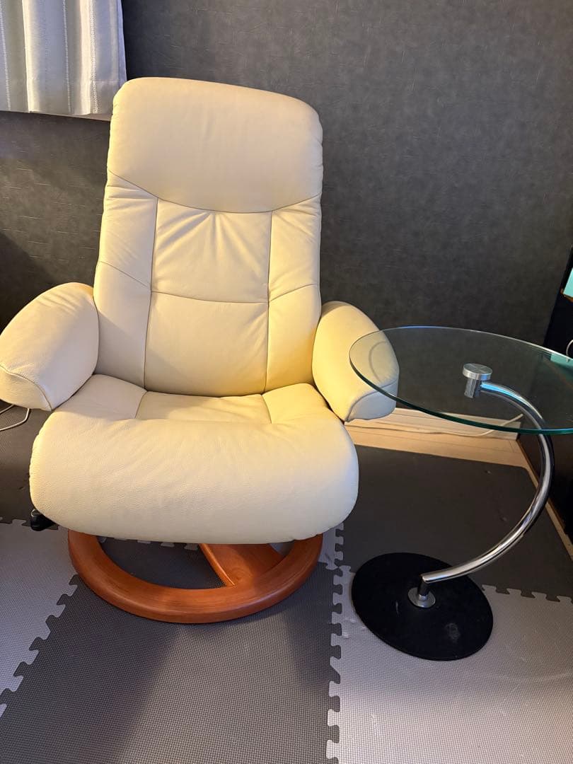 イエリアーダ　高級本革　リクライニングチェア　美品　送料込