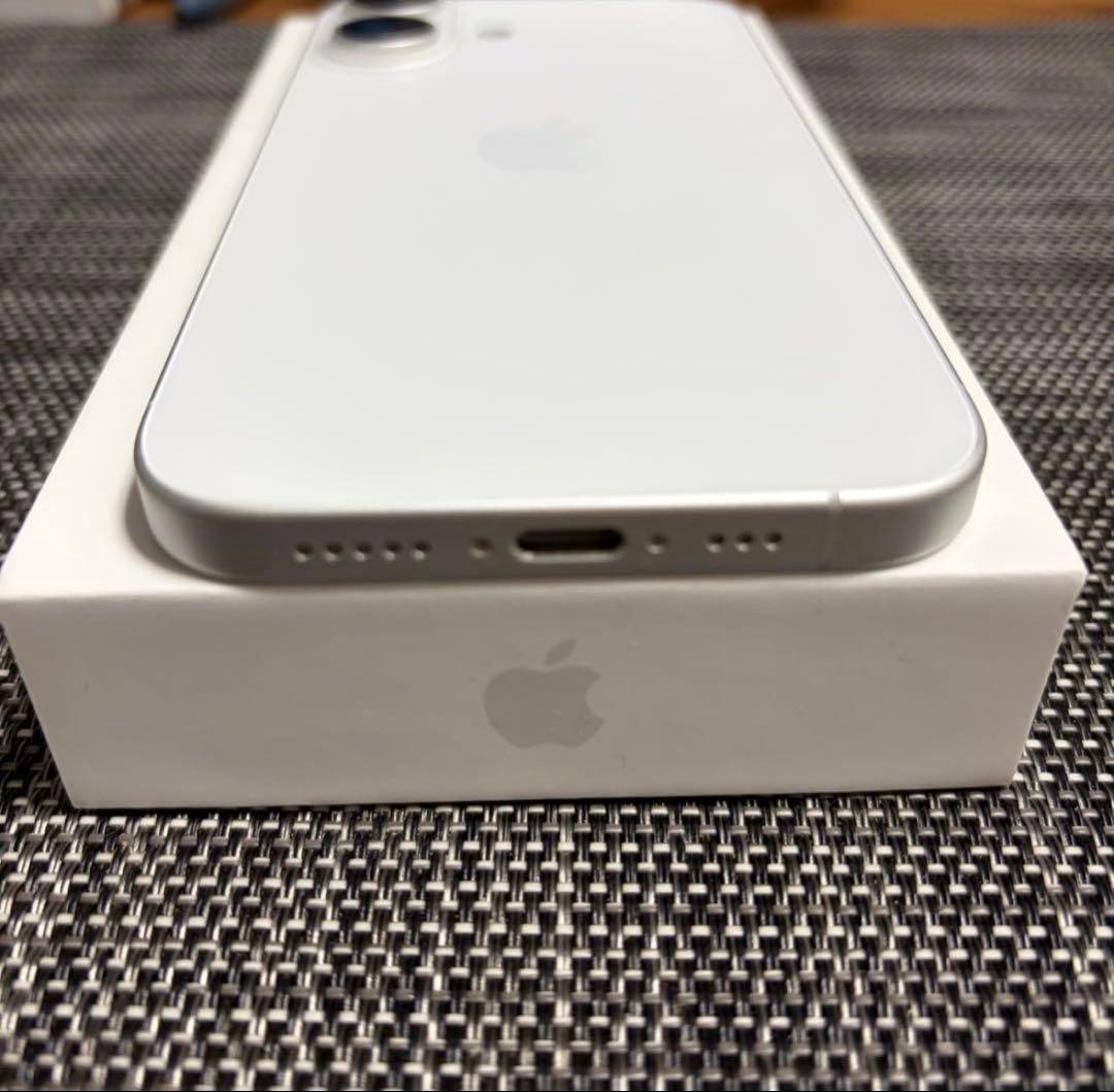 ✅✨ほぼ未使用✨ 充電0回 iPhone16 256GB❣️100% 白　ホワイト