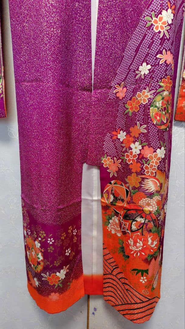 RK551子供着物7歳前後用着丈135センチ裄丈55センチ正絹めちゃくちゃ綺麗