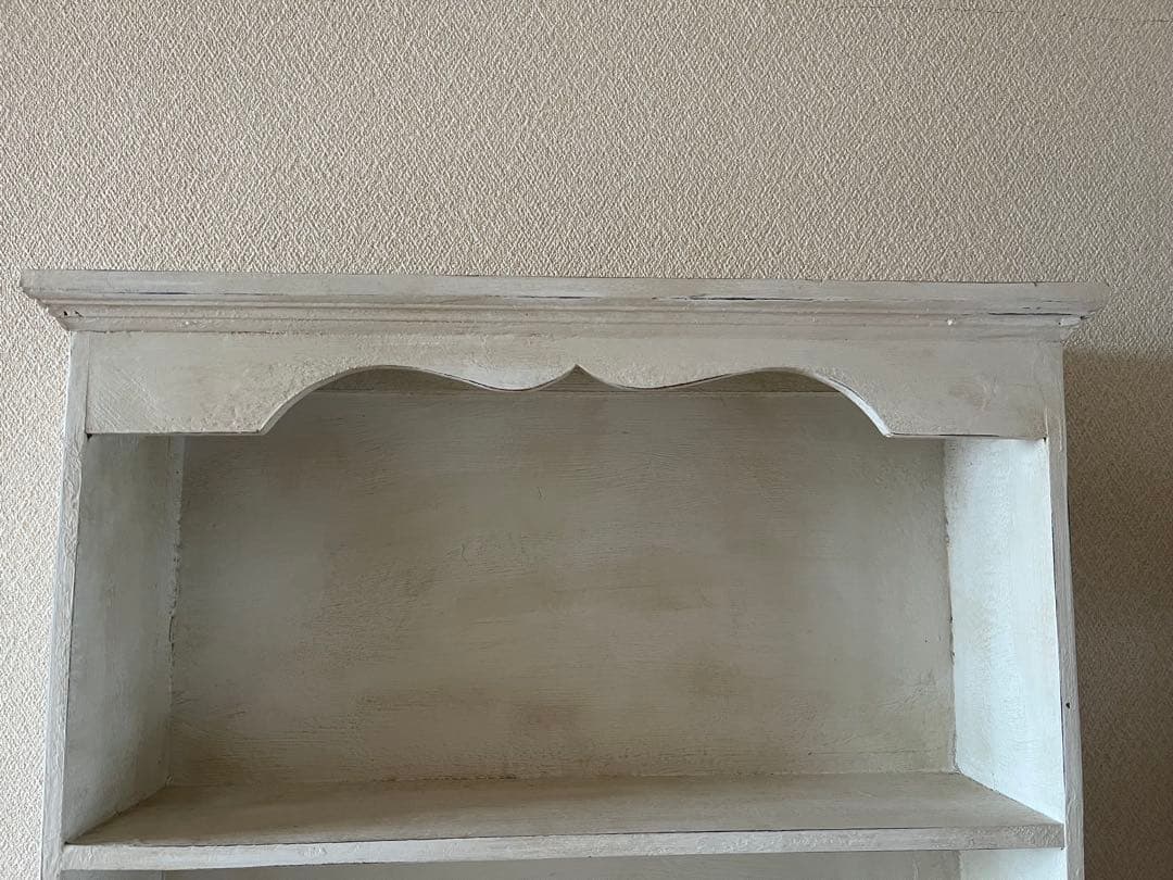 壁掛け飾り棚フック付き　アンティーク風