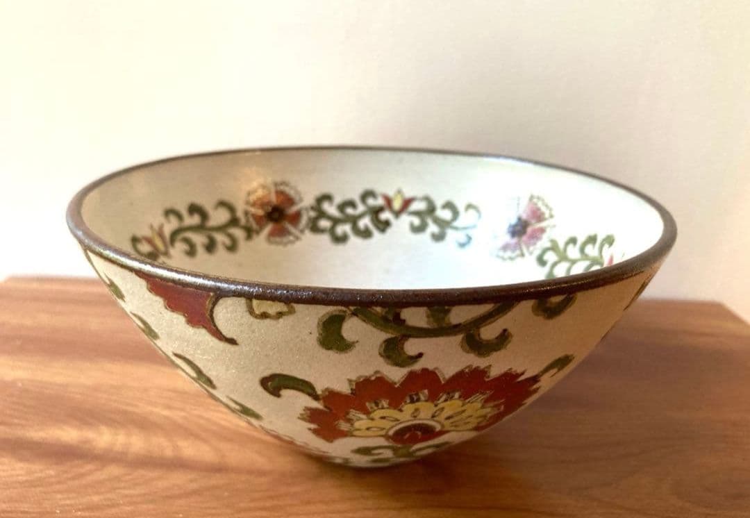 ヒズミ峠舎　器ボウル 花モチーフ