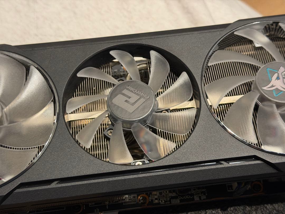 グラフィックボード・グラボ・ビデオカード HELLHOUND RX6700XT