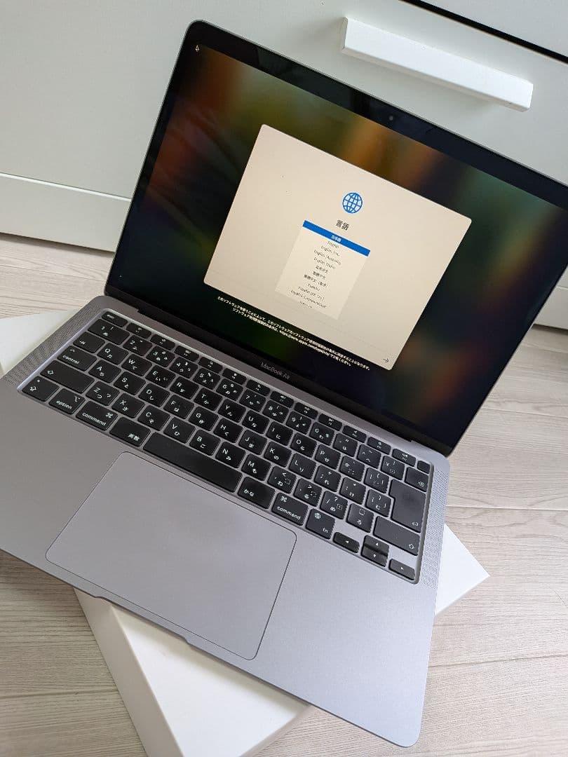 極美Macbook Air M1 バッテリ交換後充放電２回 16/256 CTO