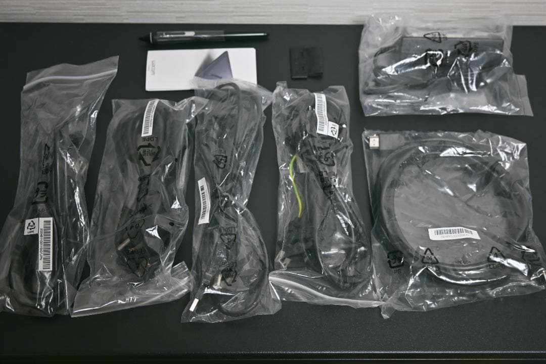 Wacom Cintiq22 液晶ペンタブレット 液タブ 動作確認済 箱あり