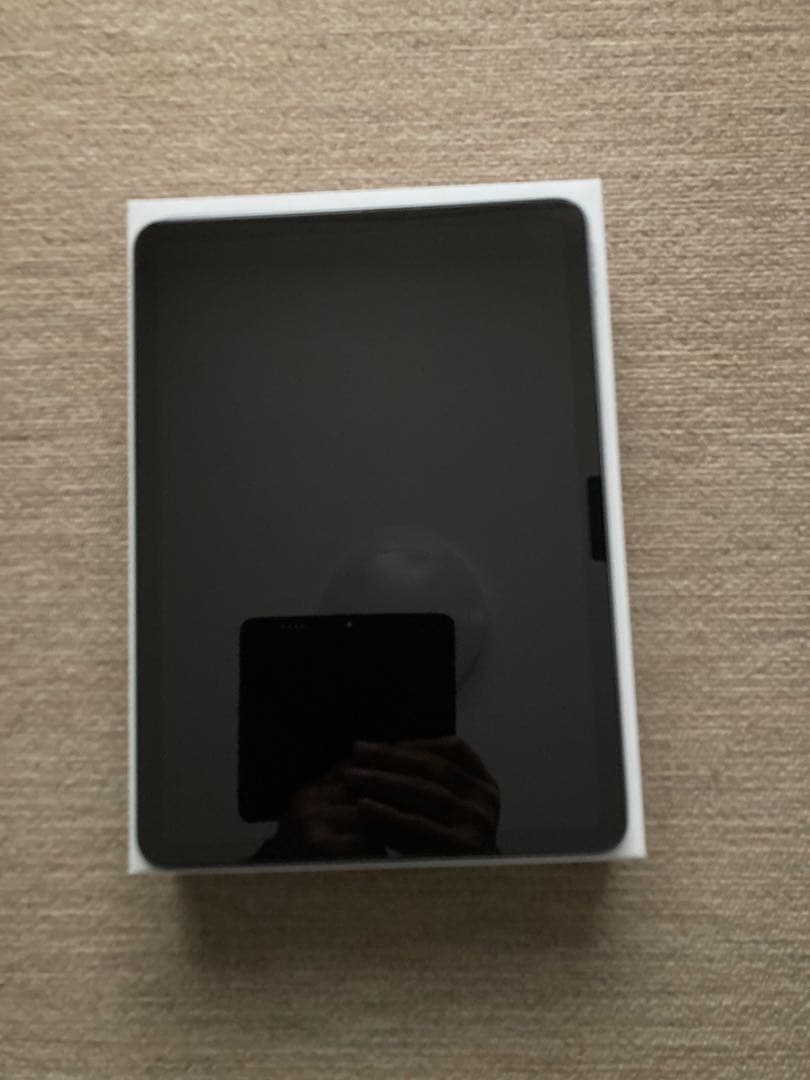 11インチ iPad Air M2 128GBスペースグレー　 新品同様