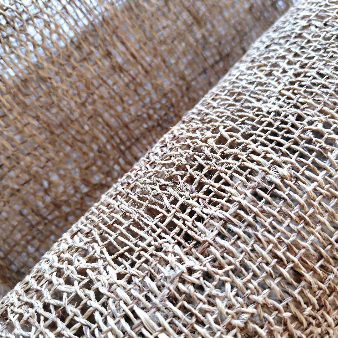 テーブル、サイドボードなどの敷物　苧麻糸　31✕135