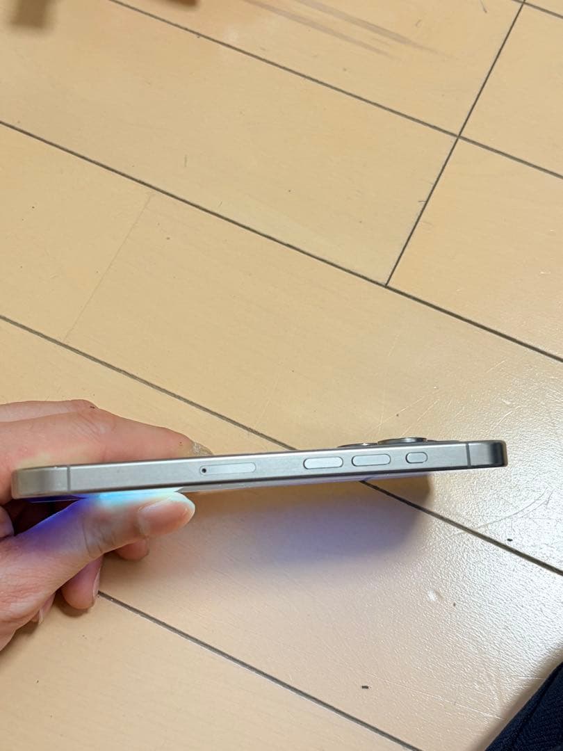 iPhone 15Pro 128GB ナチュラルチタニウム SIMフリ