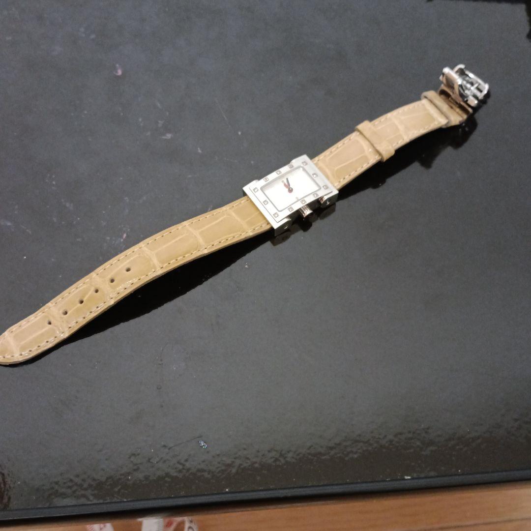CARRERA Y CARRERA レディース　12Pダイヤ装飾腕時計