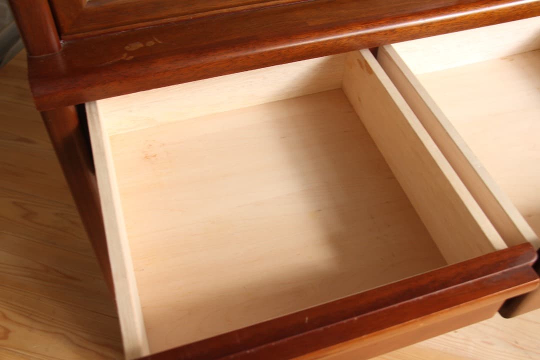 食器棚　ガラス棚　本棚　収納棚　木製　家具