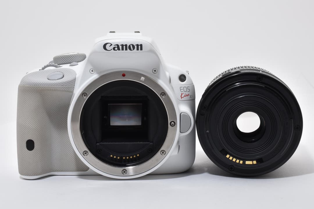 ほぼ未使用 Canon EOS Kiss X7 ホワイト スマホ転送 #9423