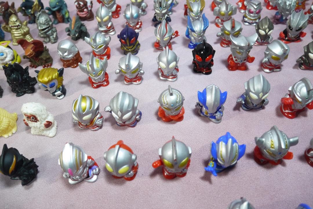 ウルトラマン　ウルトラ怪獣　指人形　176個