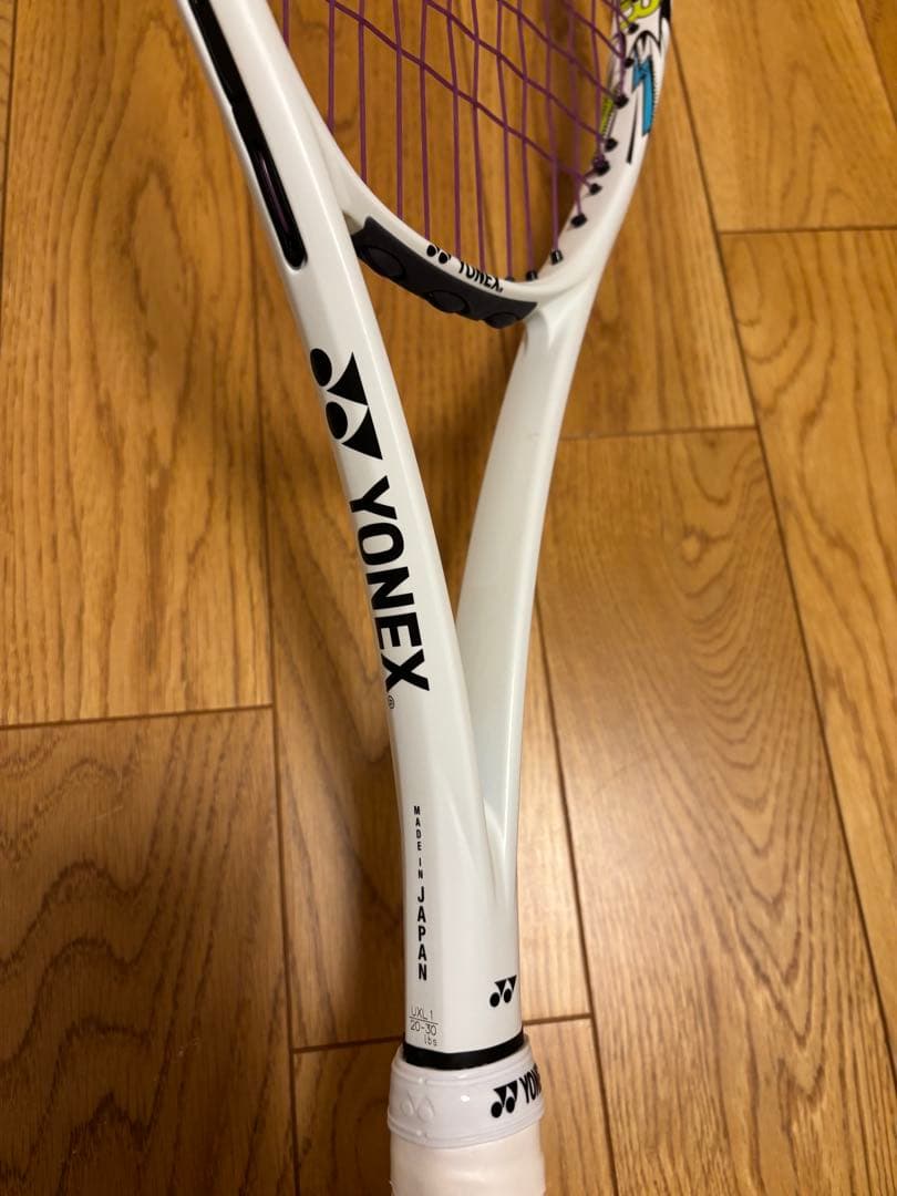 【美品】YONEX VOLTRAGE ボルトレイジ 7V STEER UXL1