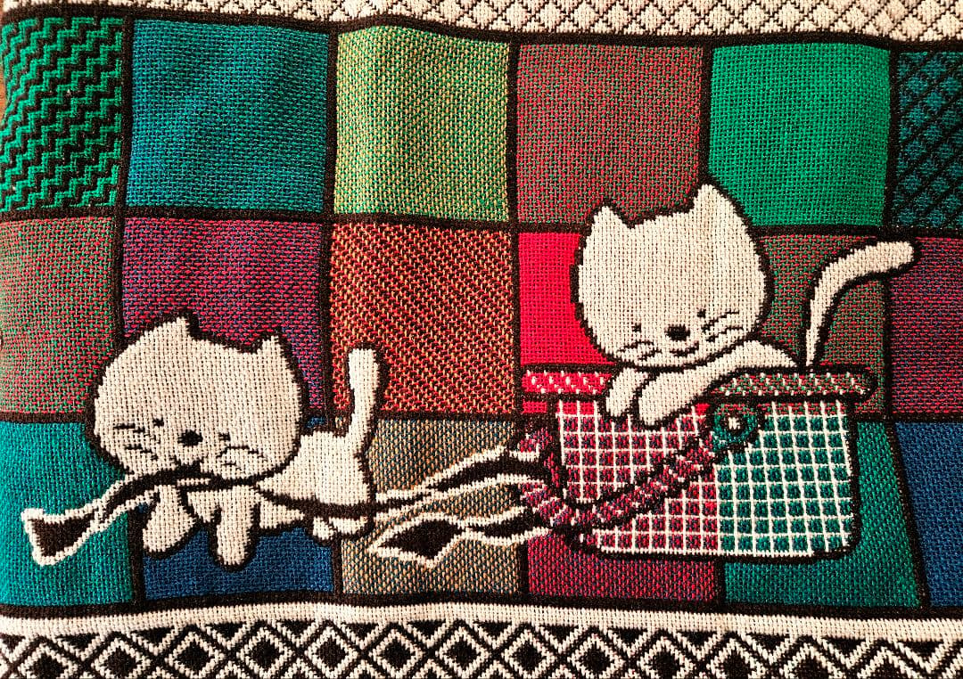昭和レトロ レトロポップ こたつカバー こたつ上掛け ねこ柄 新品タグ付き