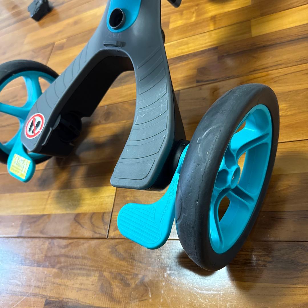 GLOBBER エクスプローラー トライク 3in1 三輪車