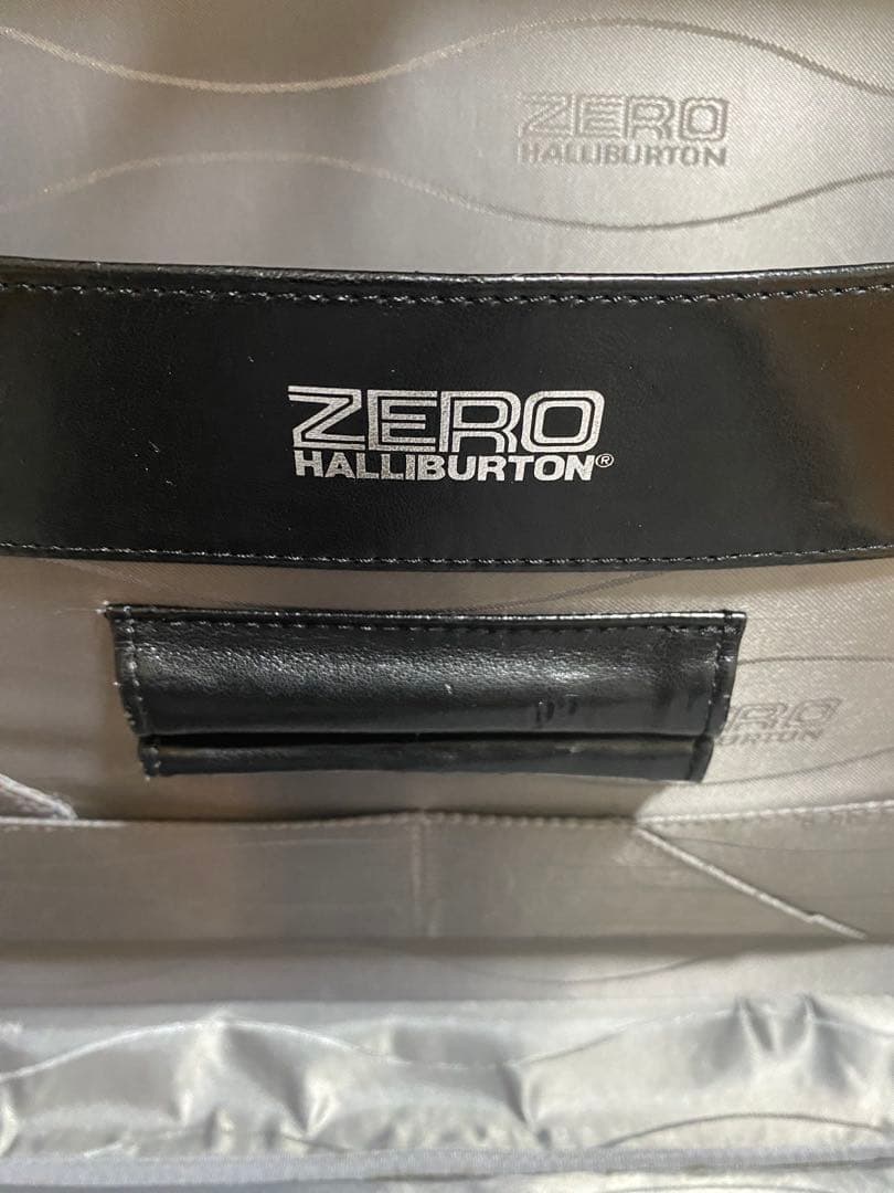 【BLACK FRIDAY】特売！ゼロハリアタッシュケース（ライトブルー）