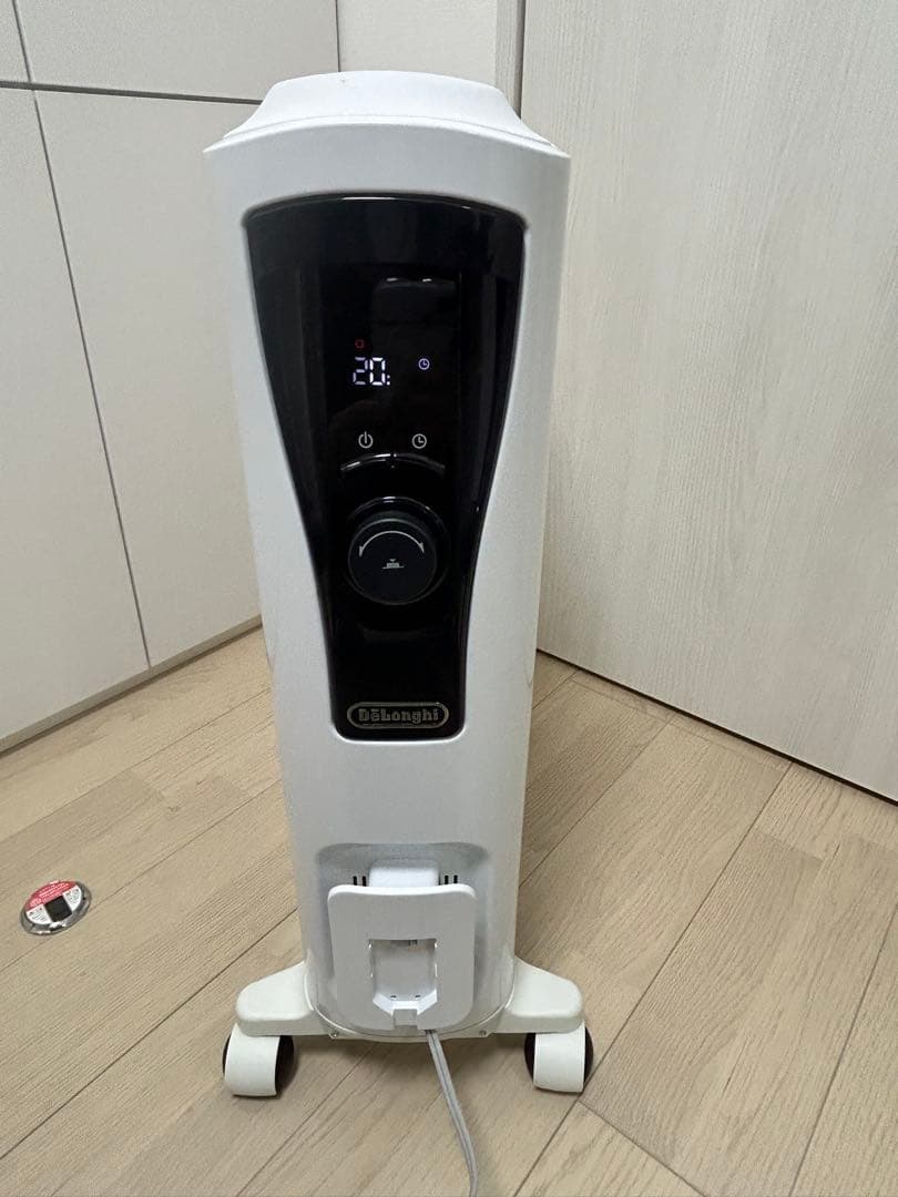 DeLonghiデロンギ オイルヒーター RHJ65L0915 キャスター付き