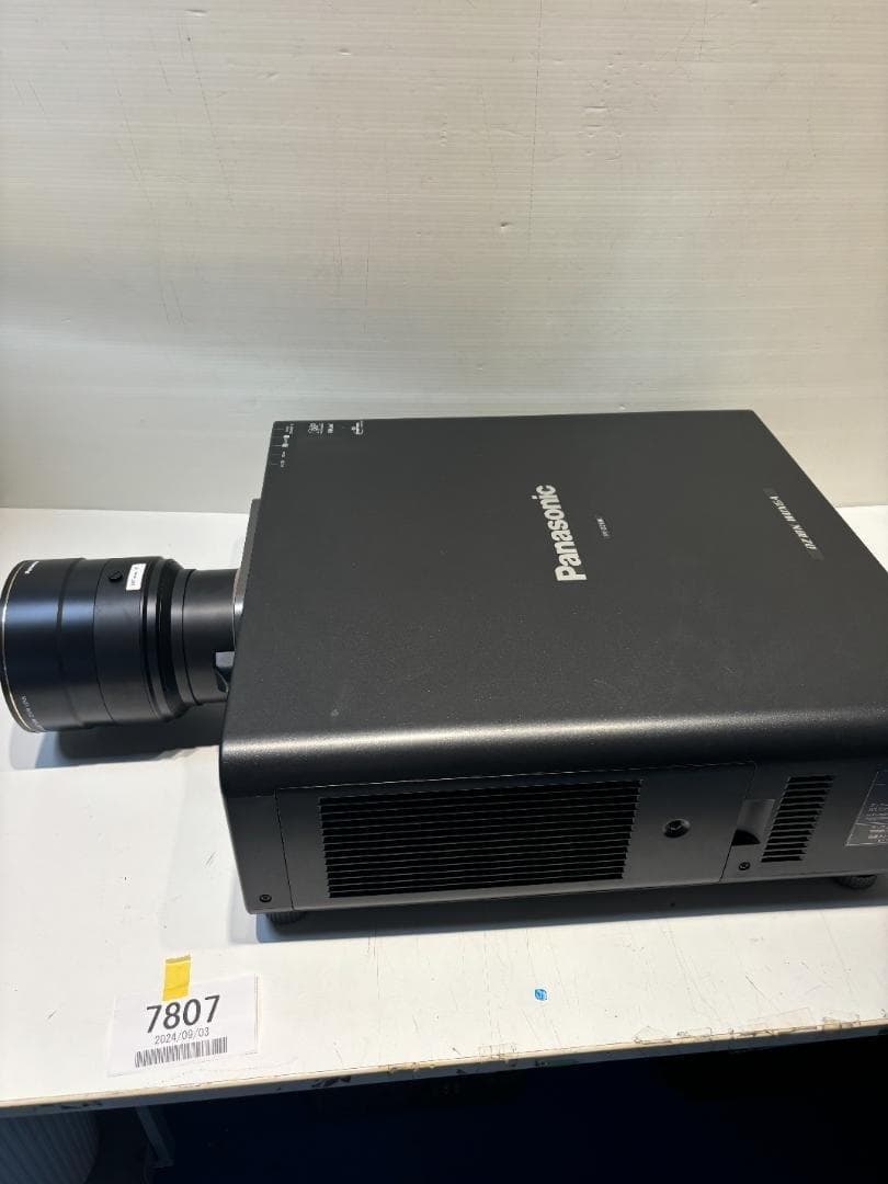 Panasonic 業務用PT-DZ870LK WUXGA
