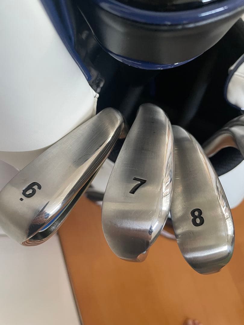 ブリジストン　ツアーステージ ViQ ゴルフキャディバッグ 13本セット