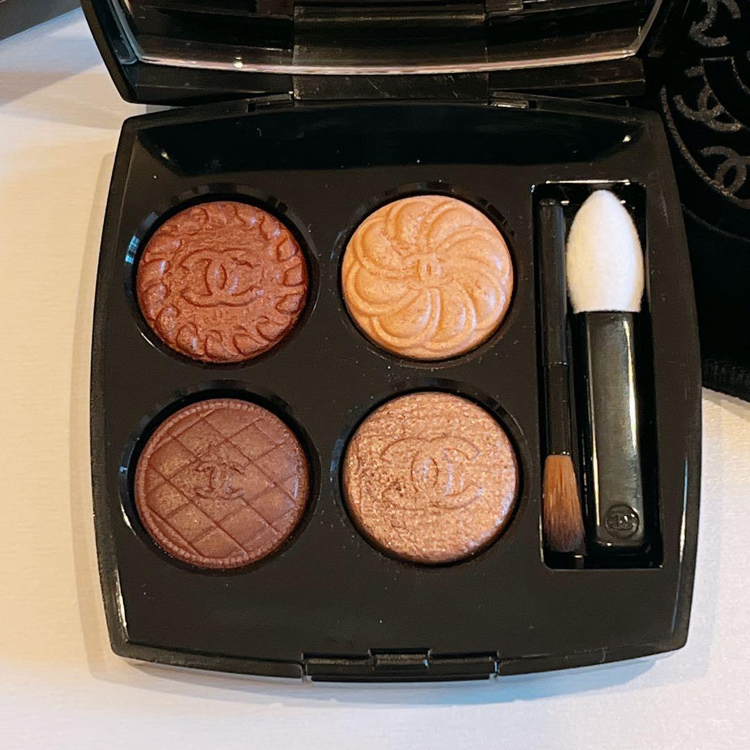 CHANEL シャネル　レキャトルオンブルブトン　219 ブトンクチュール