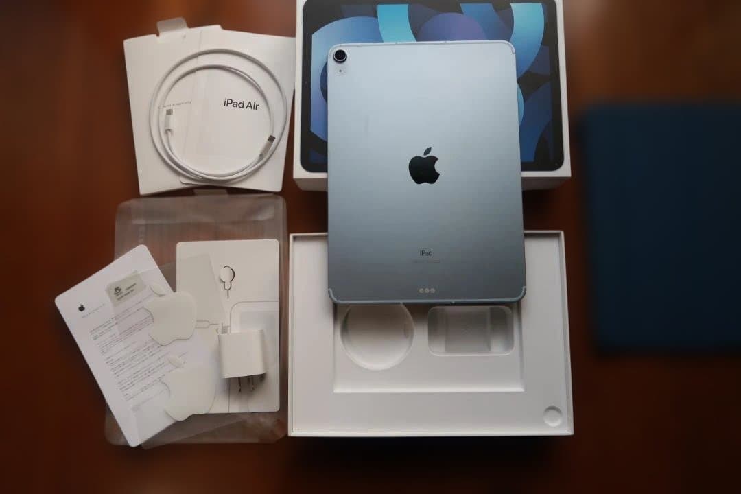 Apple iPad Air Cellular 第4世代 + ケース付き