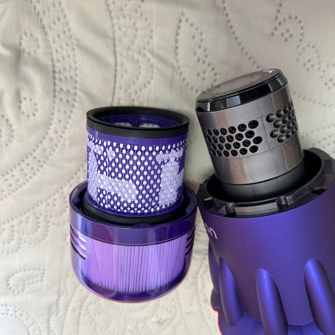 ダイソン　SV18 FF H dyson digital slim fluffy