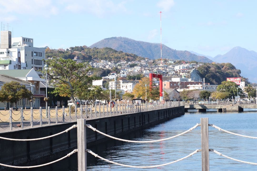 ★ OLYMPUS OM-2N BLACK + 標準レンズ 50mm